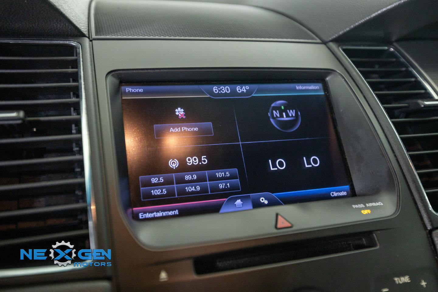 Used 2013 Ford Taurus SEL FWD image 18