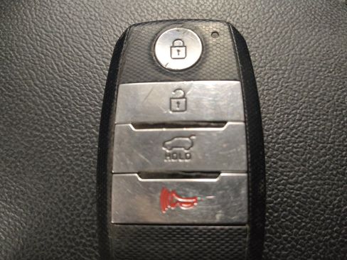 Used 2020 Kia Sorento EX FWD image 32