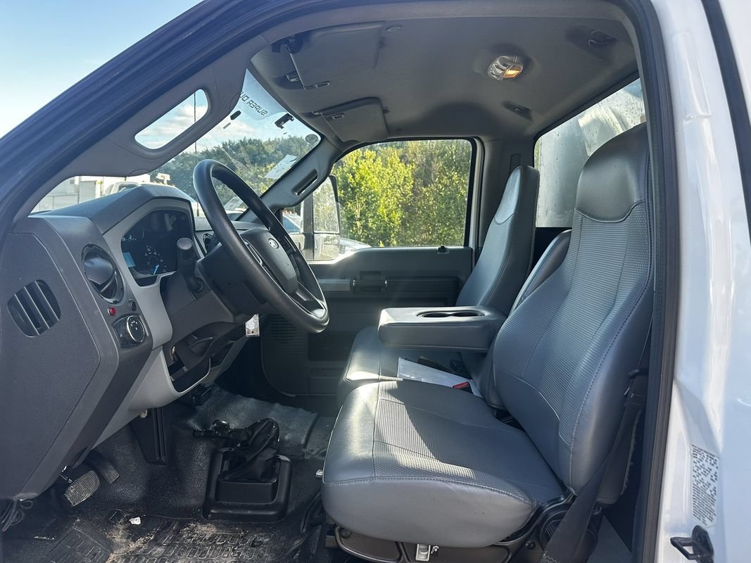 Used 2023 Ford F650 2WD Regular Cab Super Duty image 29