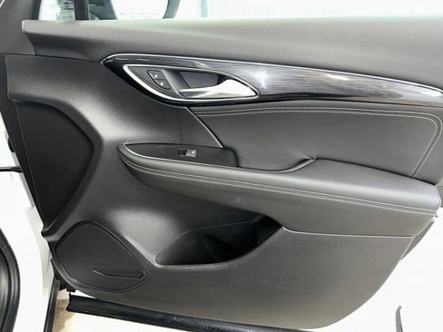 Certified 2023 Buick Envision Essence w/ Sport Touring Package image 33