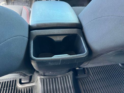 Certified 2021 Toyota Tacoma SR5 AWD/4WD image 22