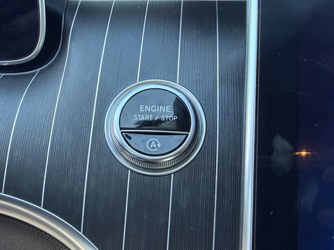 Certified 2023 Mercedes-Benz C 300 Sedan image 25