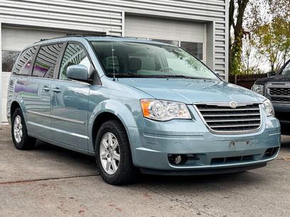 Used 2010 Chrysler Town & Country Touring w/ Heated Seat Group