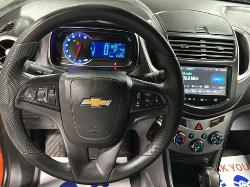 Used 2016 Chevrolet Trax LT image 18