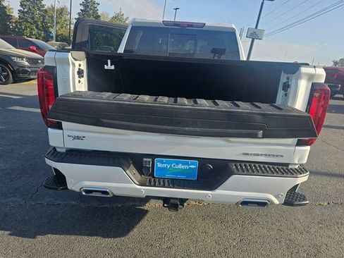 Used 2025 GMC Sierra 1500 Denali AWD/4WD image 14