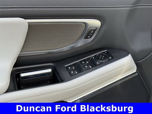 New 2025 Ford Expedition Platinum w/ Driver's Package image 20