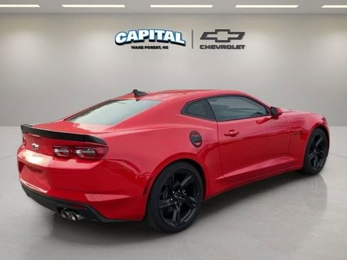 Certified 2023 Chevrolet Camaro LT w/ Technology Package image 5
