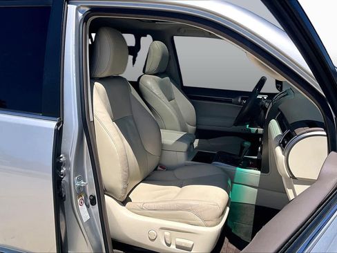 Used 2015 Lexus GX 460 w/ Premium Package AWD/4WD image 9