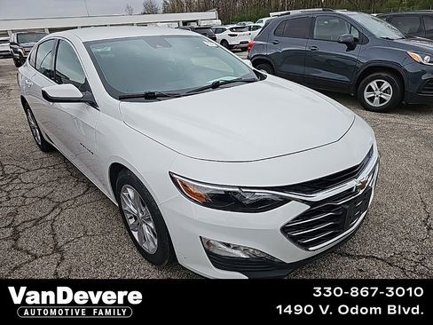Used 2023 Chevrolet Malibu LT image 1