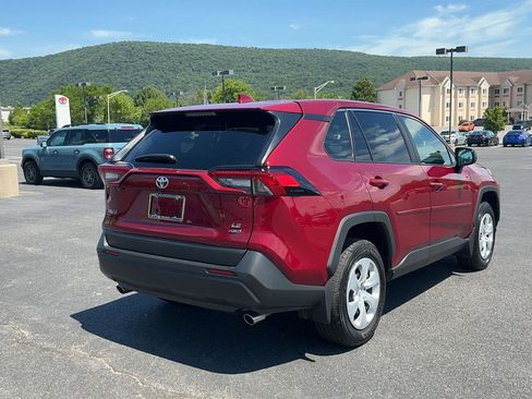 Certified 2025 Toyota RAV4 LE AWD/4WD image 5