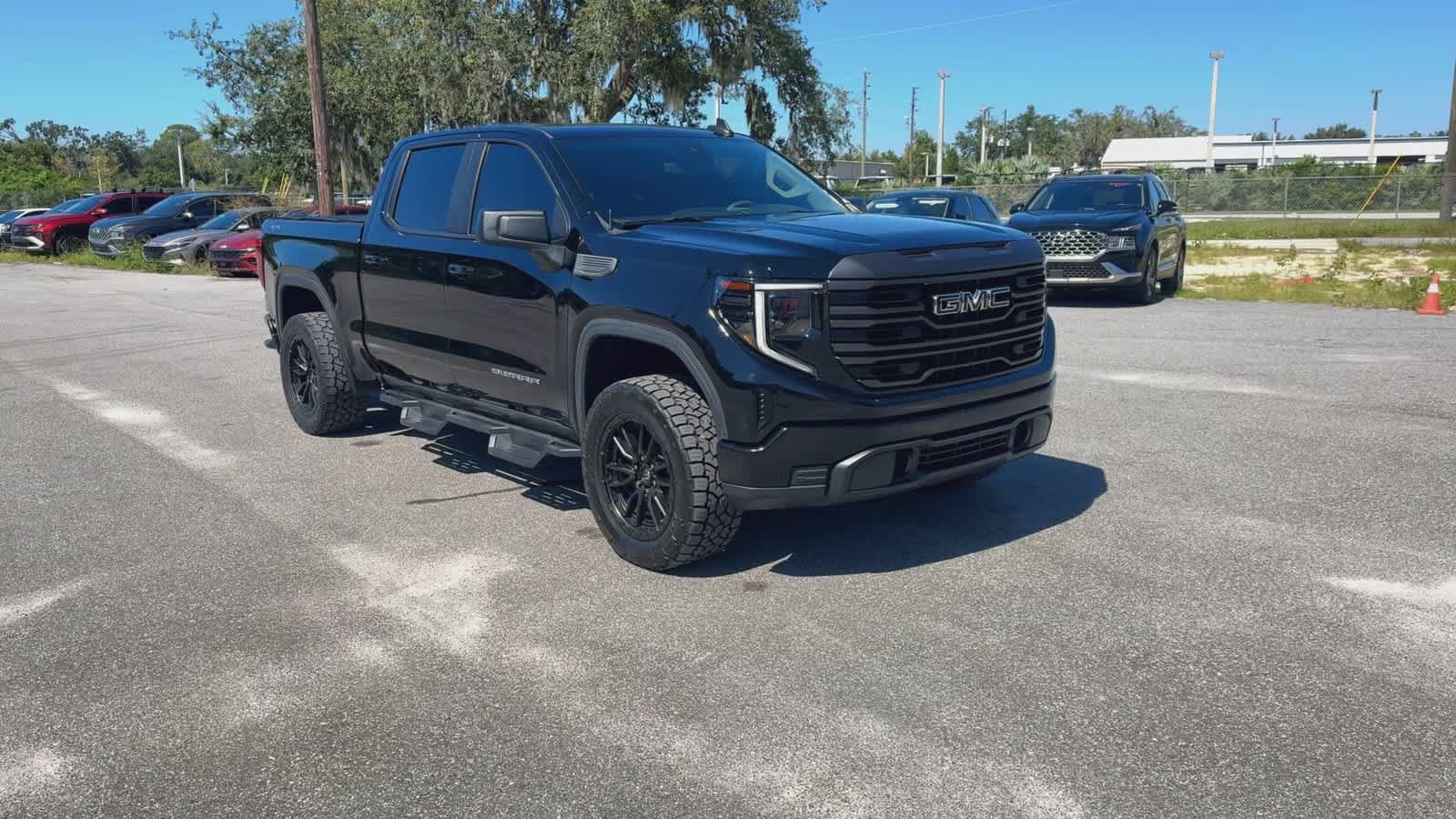 Used 2022 GMC Sierra 1500 Pro w/ Convenience Package AWD/4WD image 2