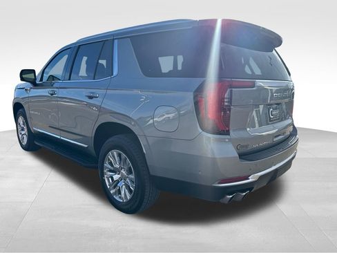 Certified 2025 GMC Yukon Denali image 4