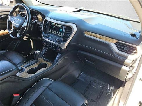 Used 2019 GMC Acadia Denali w/ Technology Package FWD image 29