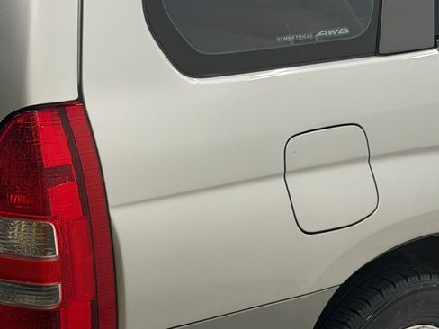 Used 2005 Subaru Forester 2.5XS L.L. Bean AWD/4WD image 10