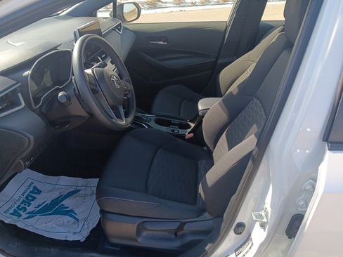 Used 2023 Toyota Corolla SE w/ SE Premium Package image 19