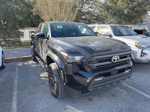 Used 2024 Toyota Tacoma 2WD Double Cab image 8