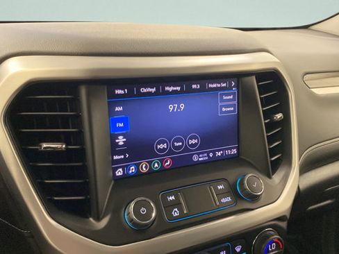 Used 2023 GMC Acadia SLT w/ Elevation Edition AWD/4WD image 18