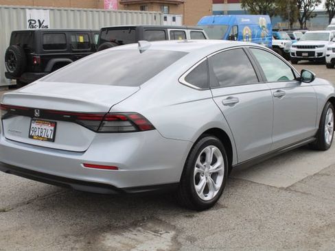 Used 2025 Honda Accord LX image 4