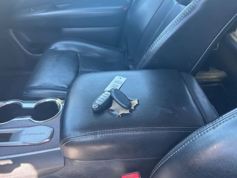 Used 2017 Nissan Pathfinder Platinum w/ Midnight Edition Package image 13