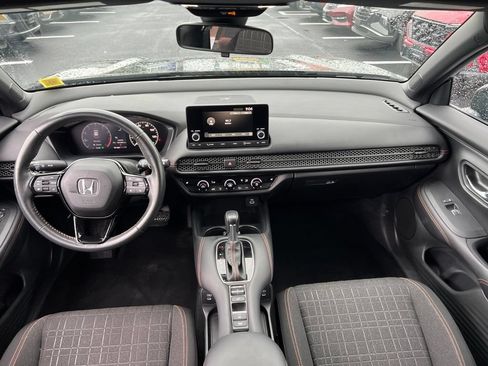 Used 2024 Honda HR-V Sport image 18