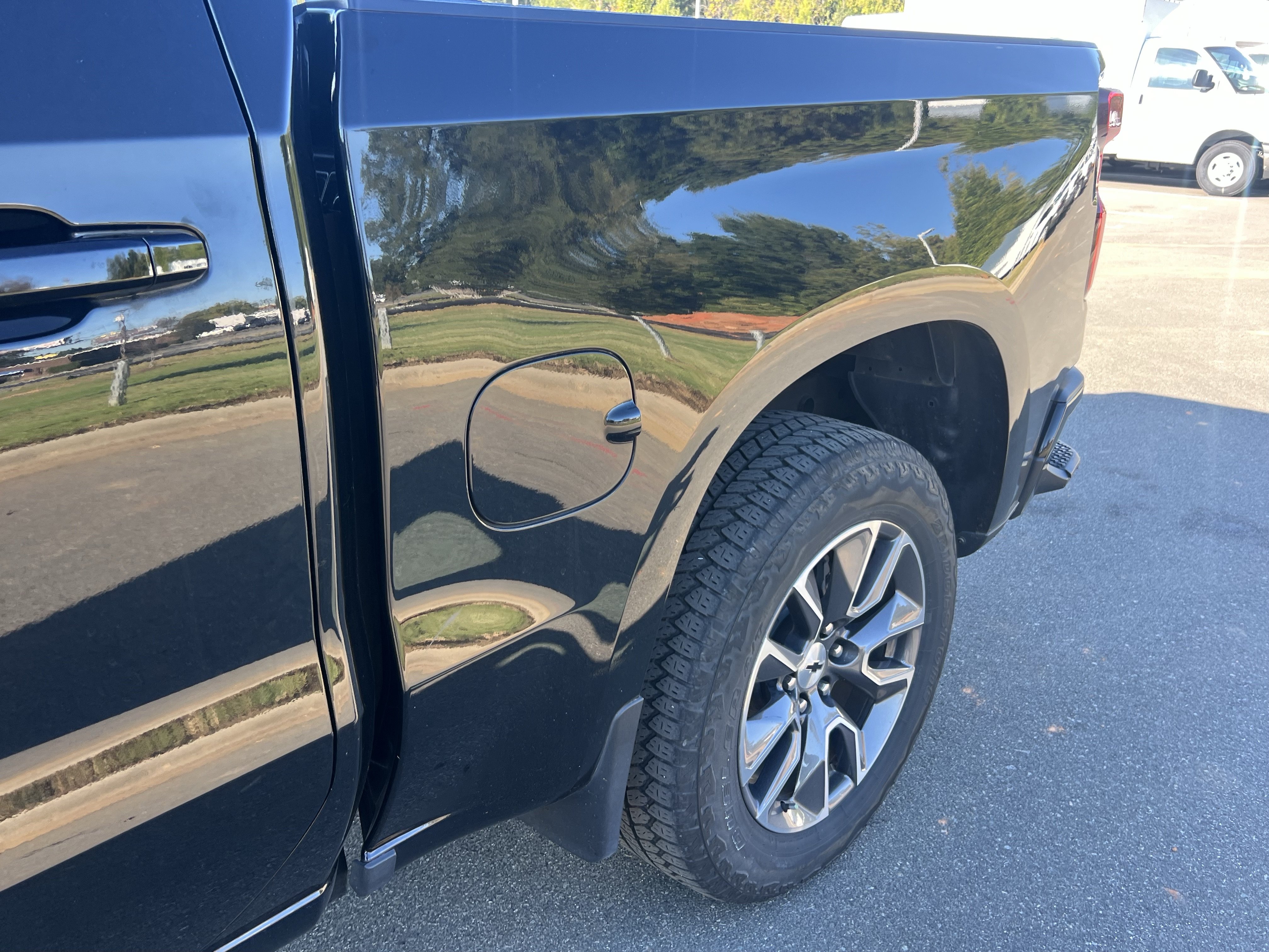 Used 2020 Chevrolet Silverado 1500 RST w/ All-Star Edition AWD/4WD image 13