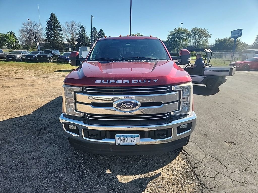 Used 2018 Ford F350 Lariat w/ Lariat Value Package AWD/4WD image 2