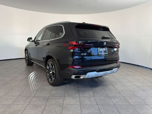 Certified 2026 BMW X5 xDrive40i AWD/4WD image 3