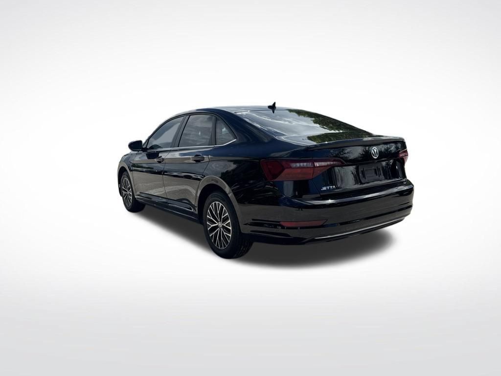 Used 2020 Volkswagen Jetta SE w/ SE Cold Weather Package FWD image 6