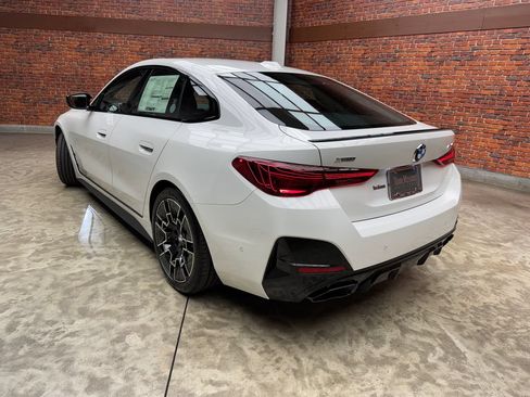 New 2026 BMW 440i xDrive w/ Premium Package AWD/4WD image 2