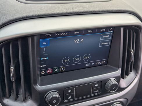 Used 2022 Chevrolet Colorado LT w/ Luxury Package image 24