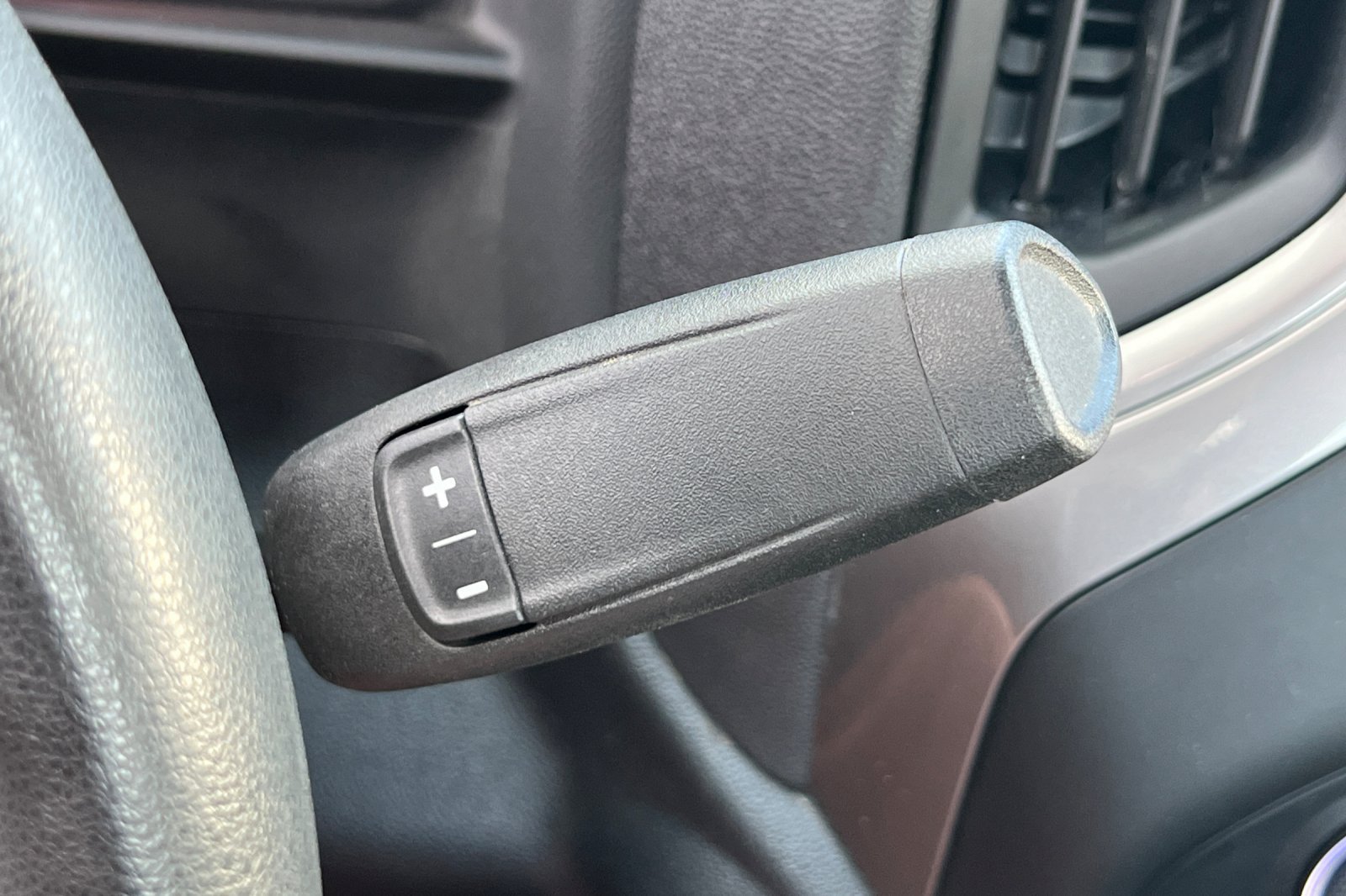 Used 2025 Chevrolet Silverado 1500 W/T RWD image 26