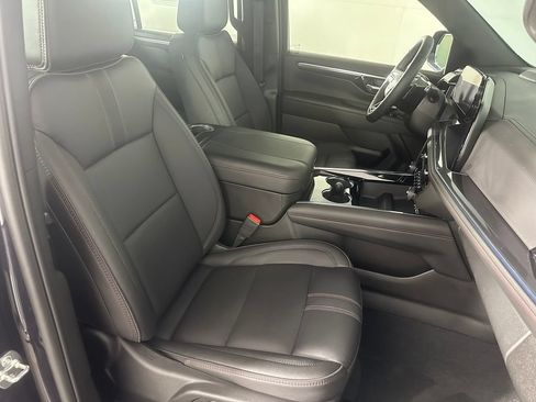 Used 2025 Chevrolet Tahoe RST w/ RST Capability Package AWD/4WD image 26