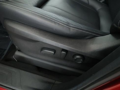 Used 2021 Subaru Ascent Limited w/ Technology Package image 10