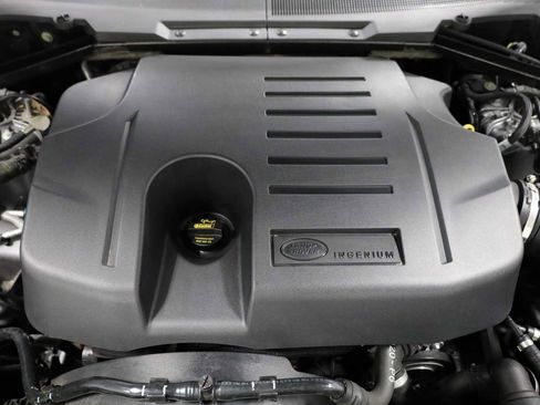 Used 2020 Land Rover Defender 110 SE image 40