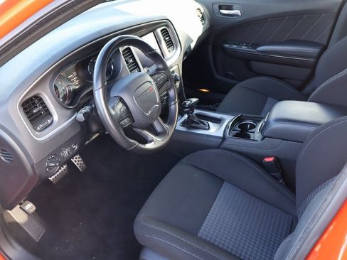 Used 2022 Dodge Charger R/T w/ Blacktop Package image 18