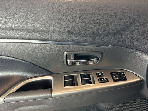 Used 2024 Mitsubishi Outlander Sport AWD image 11