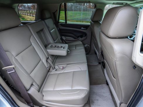 Used 2019 Chevrolet Tahoe LT image 43