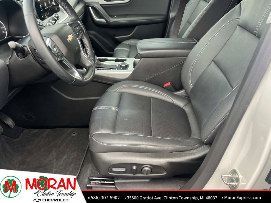 Certified 2023 Chevrolet Blazer LT w/ Midnight/Sport Edition AWD/4WD image 18