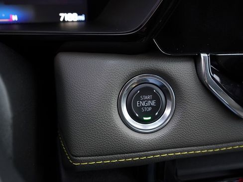 Certified 2025 Chevrolet Colorado ZR2 w/ Technology Package image 31