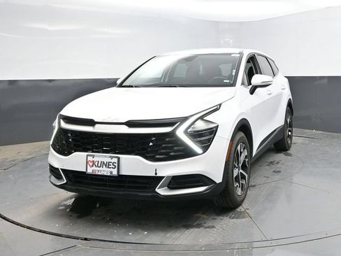Used 2024 Kia Sportage EX FWD image 6