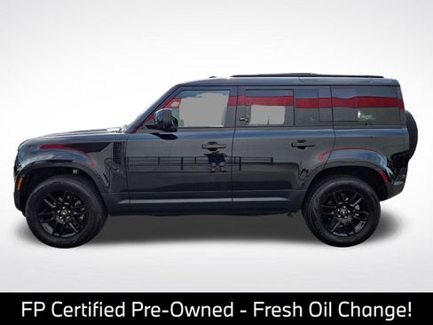 Used 2025 Land Rover Defender 110 S AWD/4WD image 4