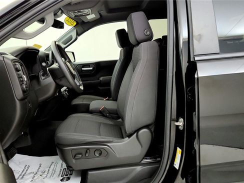 Used 2022 Chevrolet Silverado 1500 Custom image 24