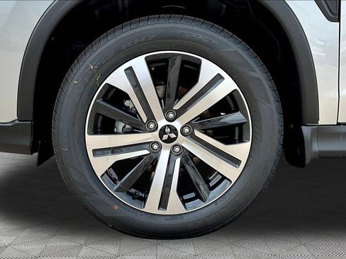 New 2026 Mitsubishi Outlander Sport ES AWD/4WD image 12