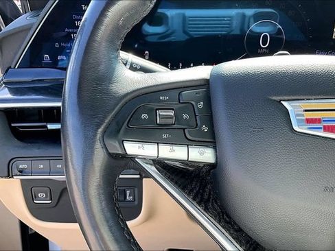 Used 2023 Cadillac Escalade Premium Luxury AWD/4WD image 11