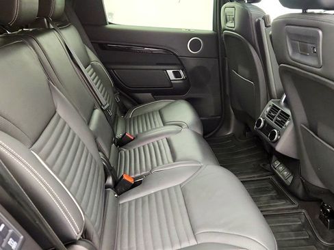 Used 2023 Land Rover Discovery HSE R-Dynamic image 24