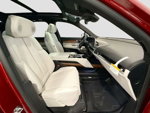 New 2026 Cadillac Vistiq Sport image 26