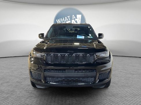 Used 2023 Jeep Grand Cherokee L Laredo AWD/4WD image 9