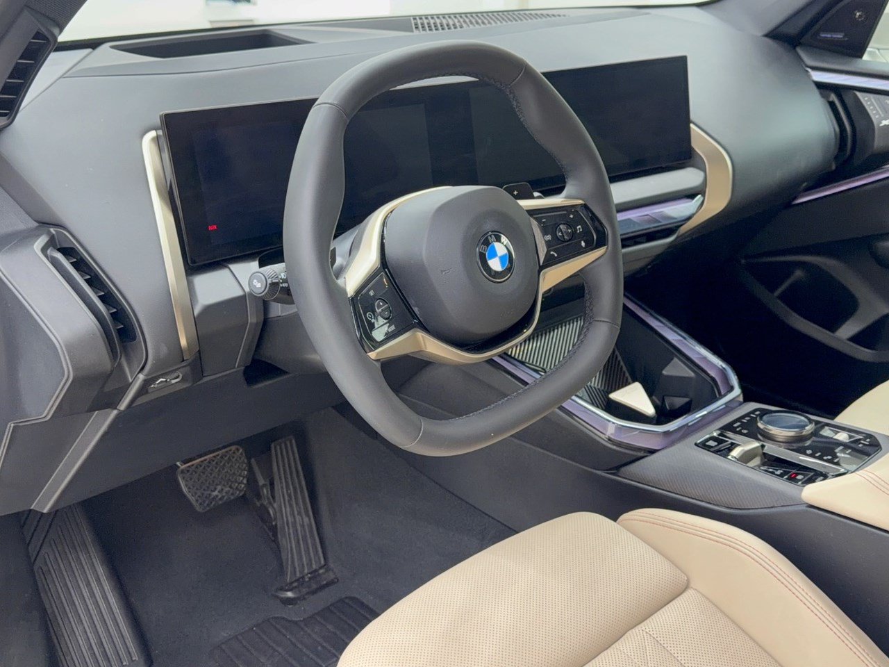 Certified 2025 BMW X3 xDrive30i w/ Premium Package AWD/4WD image 4