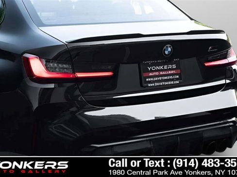 Used 2022 BMW M3 Competition w/ M Carbon Exterior Package image 19