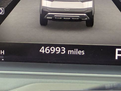 Used 2022 Nissan Rogue Platinum w/ Head-Up Display Package FWD image 32